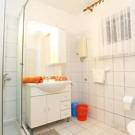 Appartement By The Sea Okrug Gornji, Ciovo - 1069 *